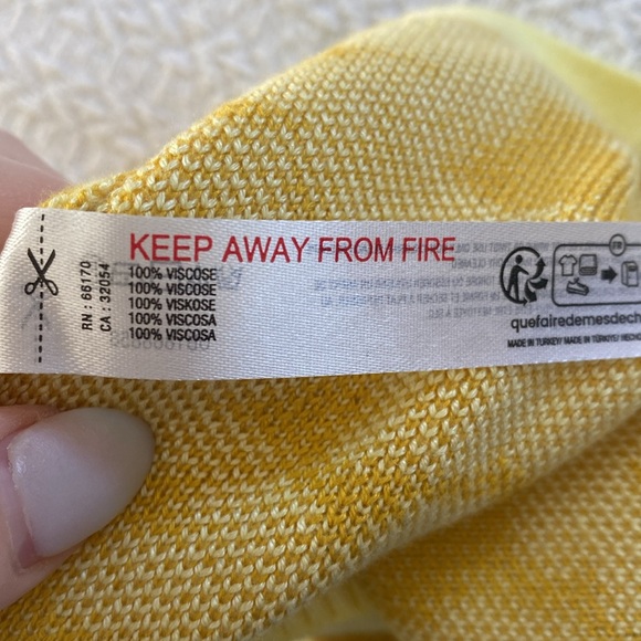 Anthropologie Yellow Crop Top, Medium - Picture 5 of 7